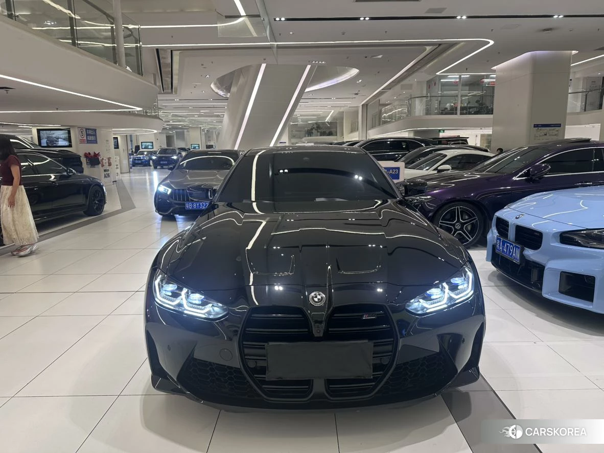 BMW M4 2023 Черный из Китая, фото 2