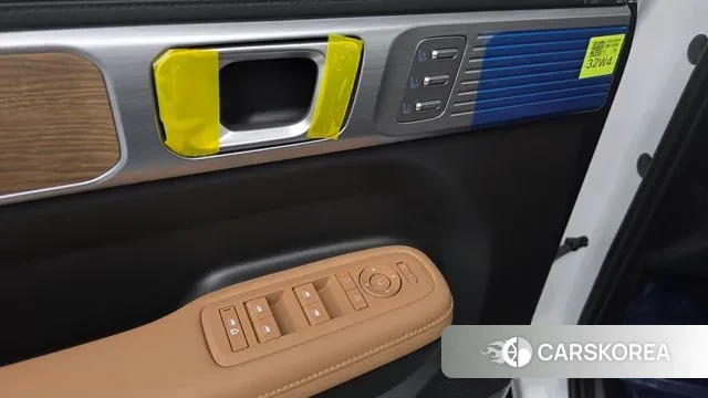 Hyundai Santa Fe (MX5) 2025 Белый из Кореи, фото 2