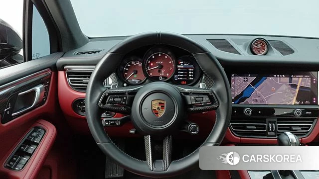 Porsche Macan 2023 Черный из Кореи, фото 2