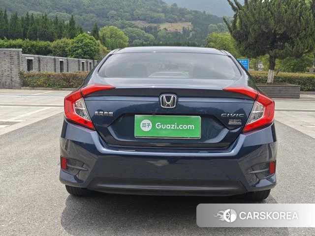 Honda Civic 2021 Темно-серый из Китая, фото 2