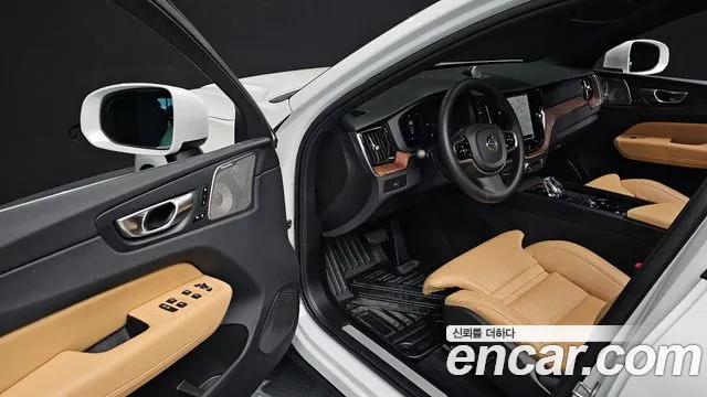 Volvo XC60 second Generation 2023 Белый из Кореи, фото 2