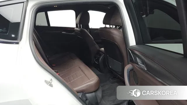 BMW X4 (G02) 2021 Белый из Кореи, фото 2