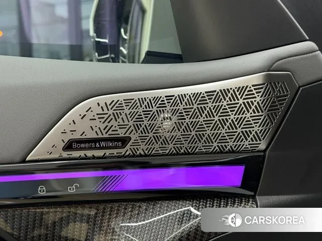 BMW 5 Series (G60) 2024 Белый из Кореи, фото 2