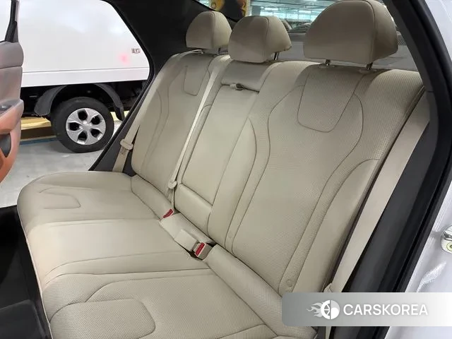 Hyundai Avante (CN7) 2022 Белый из Кореи, фото 2