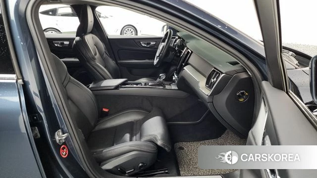 Volvo S60 3rd generation 2019 Синий из Кореи, фото 2