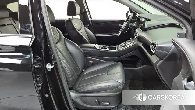 Hyundai The New Santa Fe 2021 Черный из Кореи, фото 2