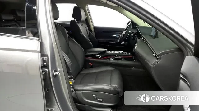 Genesis GV70 2021 Серебристо-серый из Кореи, фото 2