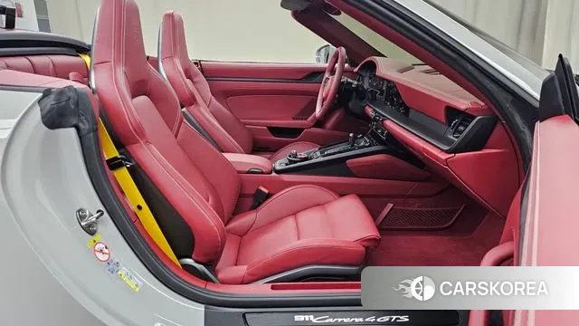 Porsche 911(992) 2025 Серебристо-серый из Кореи, фото 2