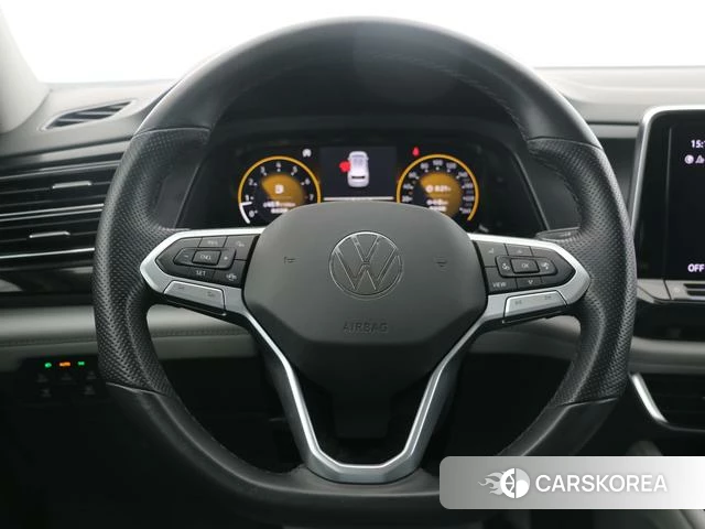 Volkswagen Tourang 2022 Черный из Китая, фото 2