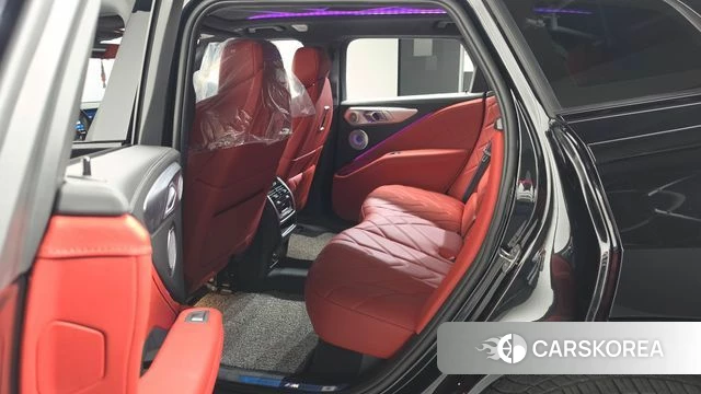 BMW XM (G09) 2024 Черный из Кореи, фото 2
