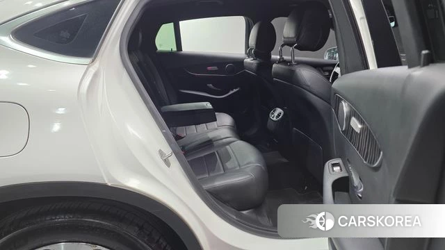 Mercedes-Benz GLC-Class X253 2019 Белый из Кореи, фото 2