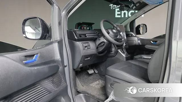 Hyundai Staria 2025 Серый из Кореи, фото 2