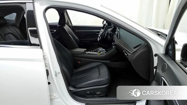 Hyundai Sonata (DN8) 2021 Белый из Кореи, фото 2