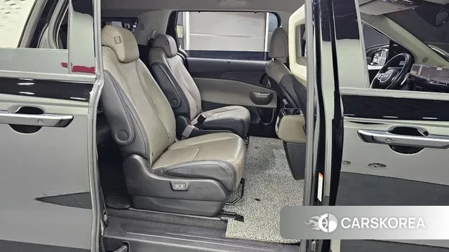 Kia The New Carnival 4th Generation 2024 Черный из Кореи, фото 2