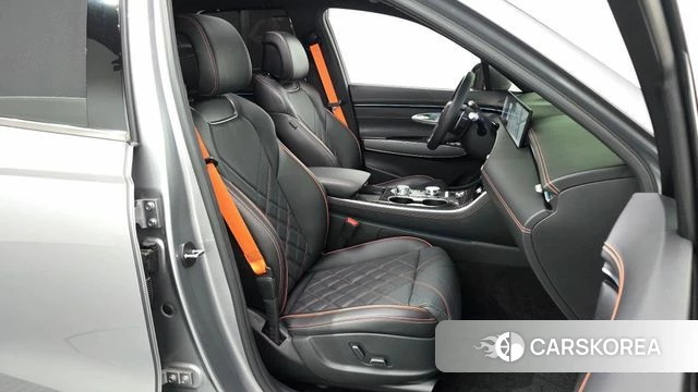 Genesis GV70 2024 Серый из Кореи, фото 2