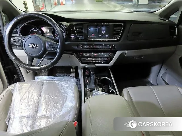 Kia The New Carnival 2018 Серый из Кореи, фото 2