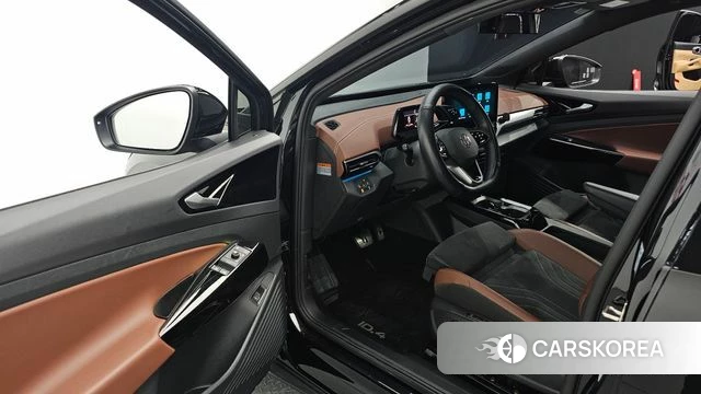 Volkswagen ID.4 2023 Черный из Кореи, фото 2