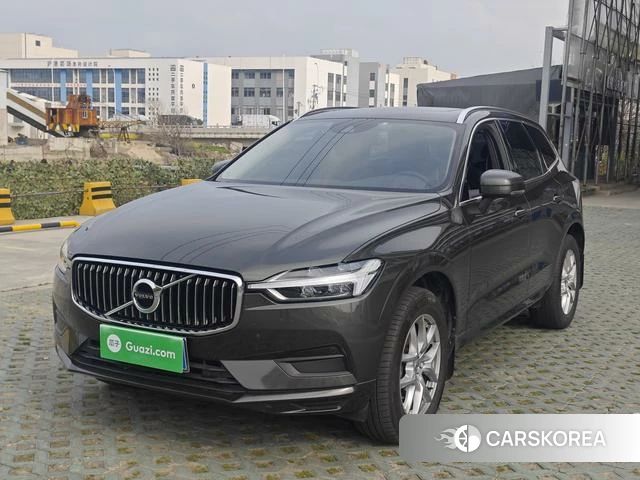 Volvo XC60 2018 Темно-серый из Китая, фото 2
