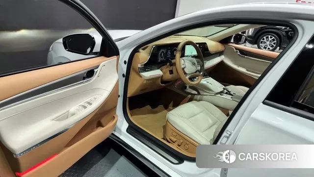 Hyundai The New Grandeur IG Hybrid 2022 Белый из Кореи, фото 2