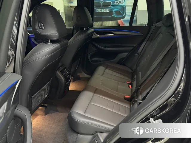 BMW X3 (G01) 2024 Черный из Кореи, фото 2