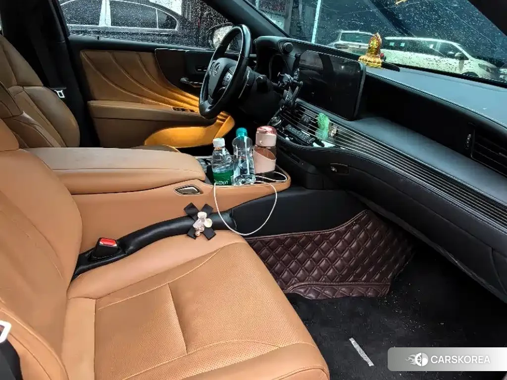 Lexus LS 2023 Черный из Китая, фото 2
