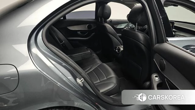 Mercedes-Benz C-Class W205 2018 Серый из Кореи, фото 2