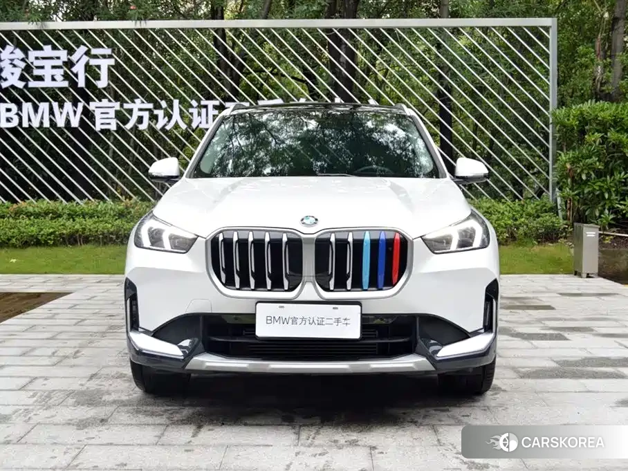 BMW X1 2025 Белый из Китая, фото 2