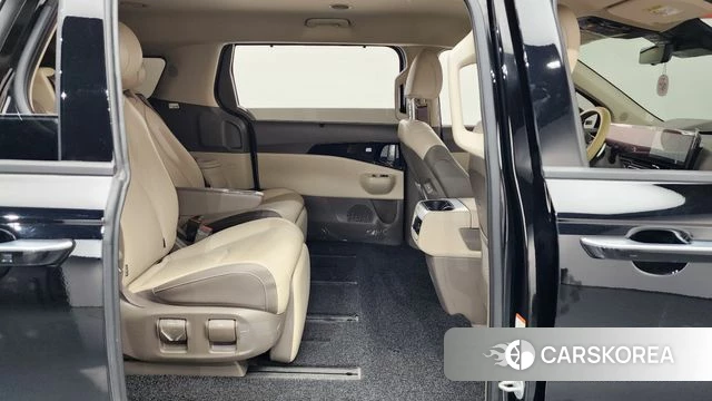 Kia The New Carnival 4th Generation 2024 Черный из Кореи, фото 2
