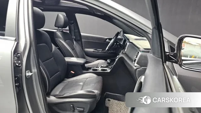 Kia Sportage The Bold 2018 Серебристо-серый из Кореи, фото 2