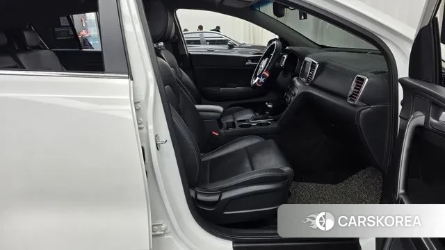 Kia Sportage 4th Generation 2018 Белый из Кореи, фото 2