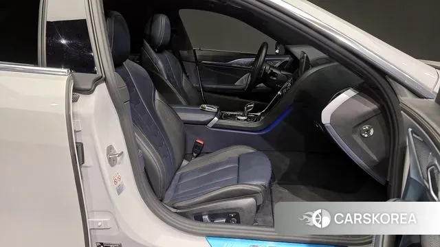 BMW 8 Series (G15) 2022 Белый из Кореи, фото 2