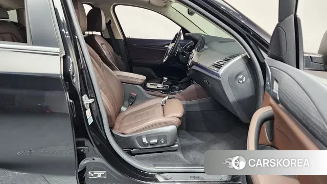 BMW X4 (G02) 2023 Черный из Кореи, фото 2