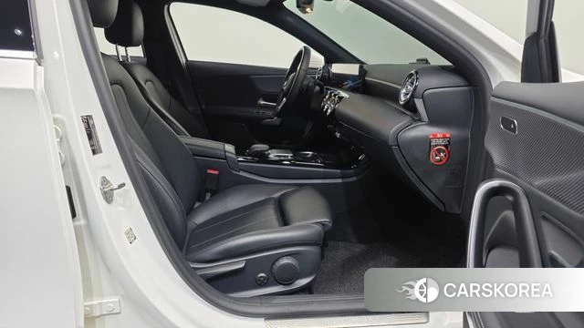 Mercedes-Benz A-Class W177 2021 Белый из Кореи, фото 2