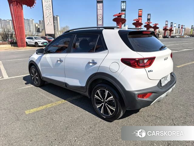 Kia Yi Ran 2022 Белый из Китая, фото 2