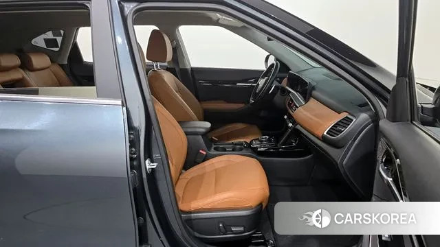 Kia The New Seltos 2025 Серый из Кореи, фото 2