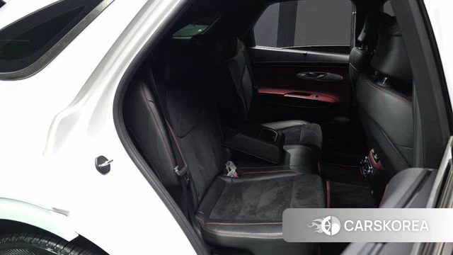 Genesis GV70 2022 Белый из Кореи, фото 2