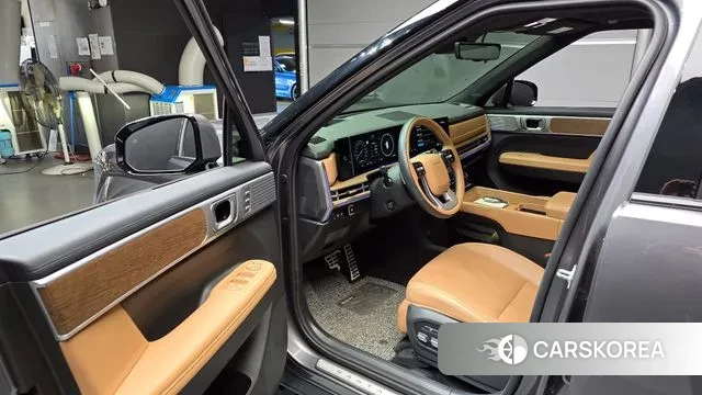 Hyundai Santa Fe (MX5) 2023 Серебристо-серый из Кореи, фото 2
