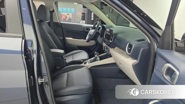 Hyundai Venue 2022 Синий из Кореи, фото 2