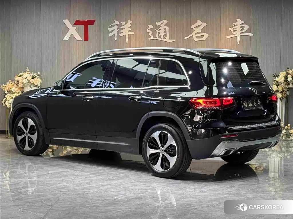 Mercedes-Benz GLB 2022 Черный из Китая, фото 2