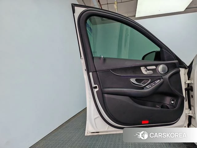 Mercedes-Benz Class C 2021 Белый из Китая, фото 2