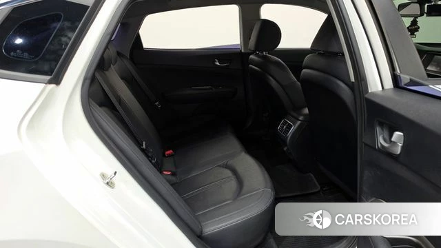 Kia The New K5 2nd generation 2019 Белый из Кореи, фото 2