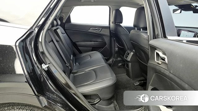 Kia Sportage 5th Generation Hybrid 2023 Черный из Кореи, фото 2