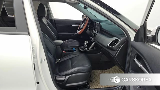 Kia Seltos 2021 Белый из Кореи, фото 2