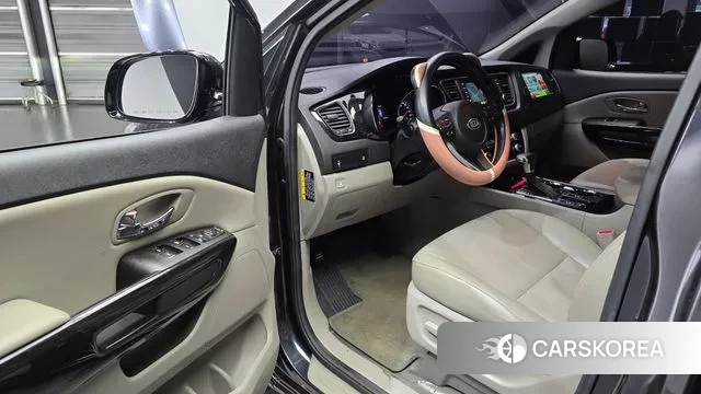 Kia The New Carnival 2019 Серый из Кореи, фото 2