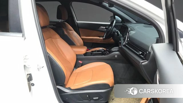 Kia Sportage 5th Generation 2023 Белый из Кореи, фото 2