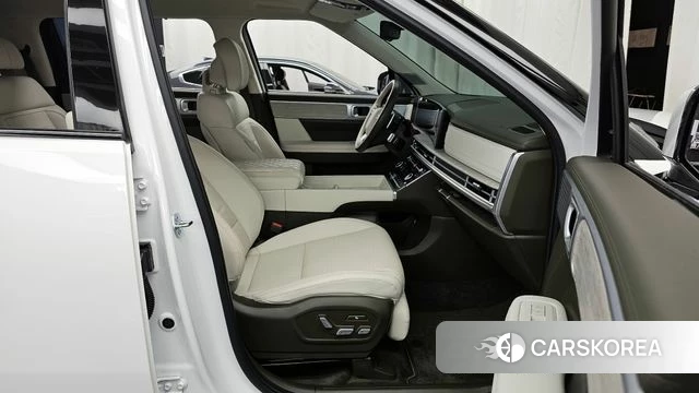 Hyundai Santa Fe (MX5) 2024 Белый из Кореи, фото 2