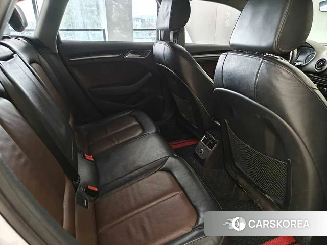 Audi A3 2018 Белый из Китая, фото 2