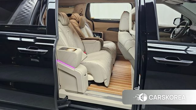 Kia The New Carnival 4th Generation 2024 Черный из Кореи, фото 2