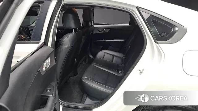 Kia The New K3 2nd generation 2021 Белый из Кореи, фото 2