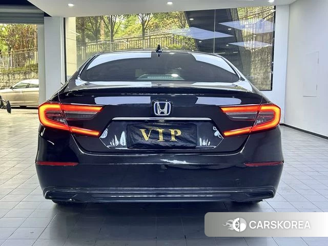 Honda Accord 2022 Черный из Китая, фото 2